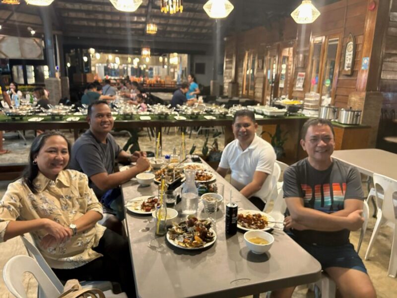 HUNASAN SEAFOOD HOUSE : Restaurant Review