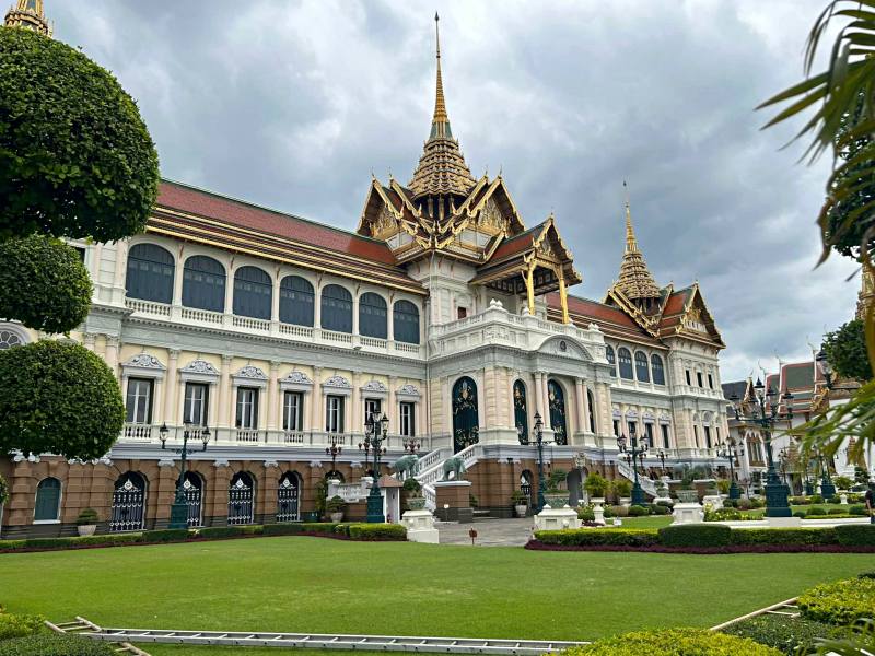 Royal Palace and the Jade Buddha : Travel Guide